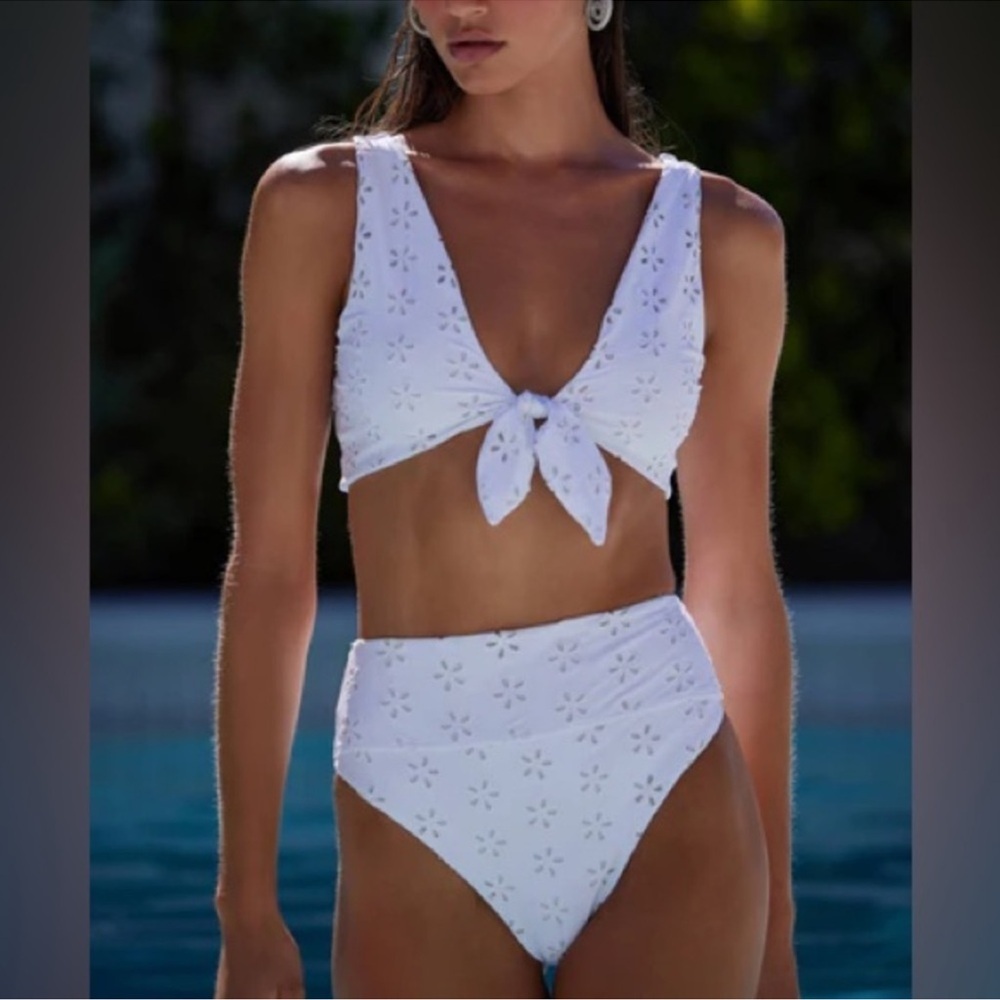 Beach Riot Eyelet Bikini Set Dallas Top Hazel Bottom M White